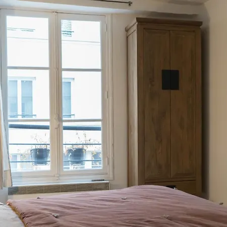 Splendid Stylish Apt With A Stamp At Les Halles Apartamento París